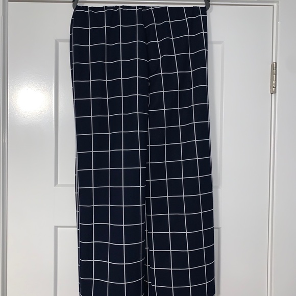 Matching set - Picture 2 of 3